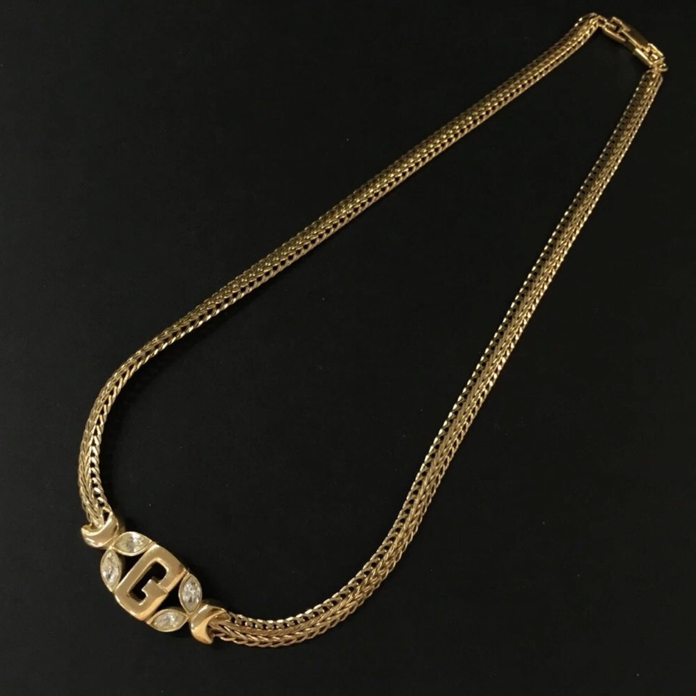 Givenchy chocker necklace